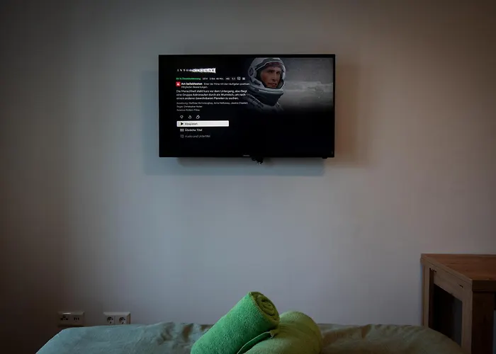 Im Gruenen Von Mit Wlan Und Balkon *